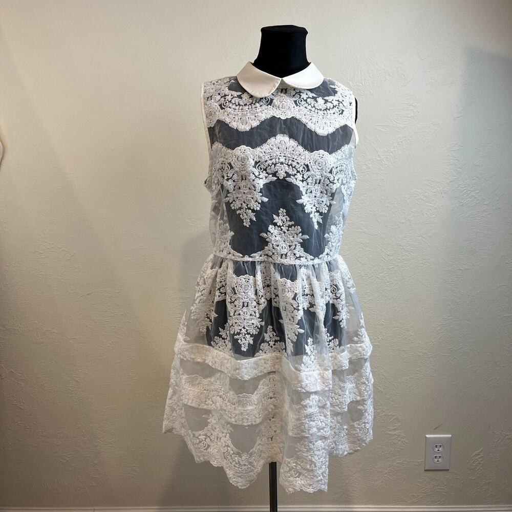 Endless Rose White Size Small Short Sleeve lace cheer Dress